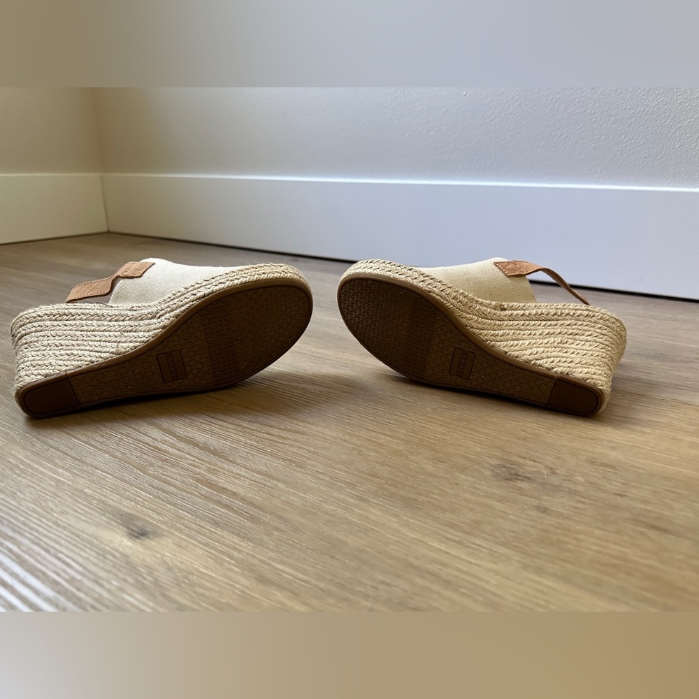 Toms Women's Beige Canvas Espadrille Wedge Sandals - Picture 4 of 5